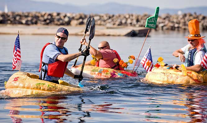 pumpkin-Boat-Race.jpg